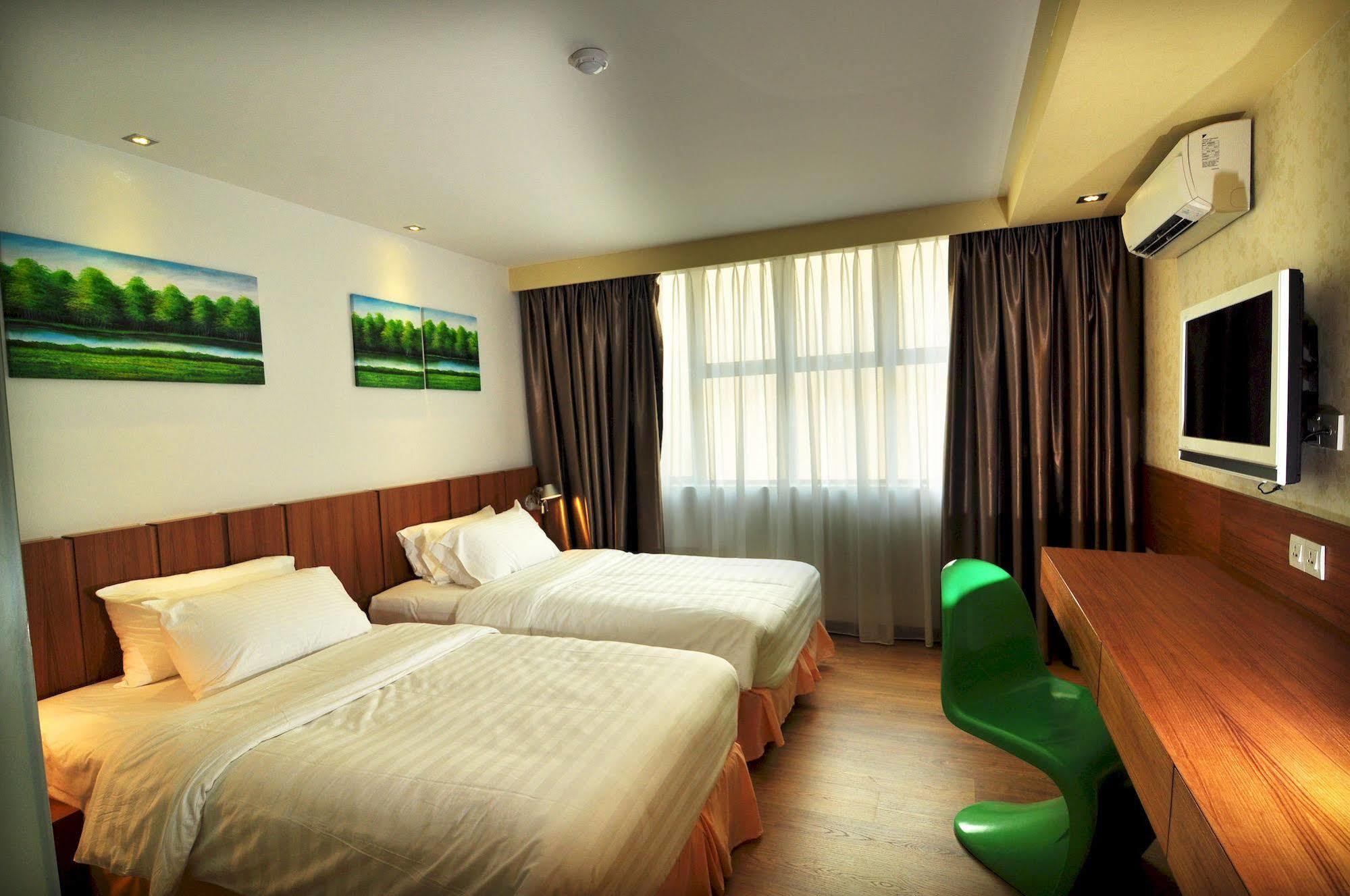 French Hotel Ipoh Exterior photo